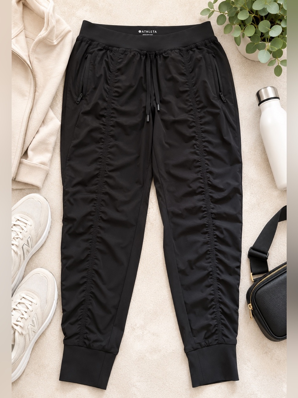 Athleta Attitude II Pant Women’s Size 8 Black Ruched Jogger Pants Stretch
